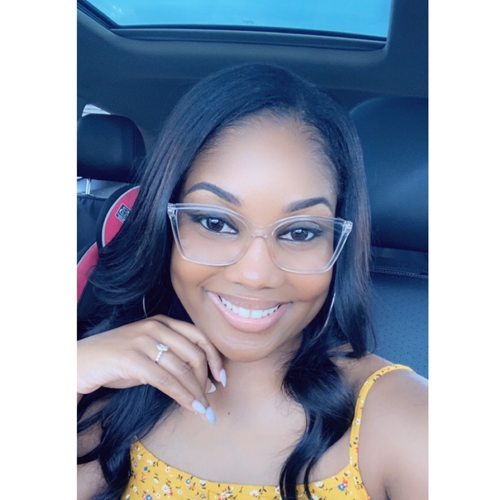 Meet your Posher, Shaquanda